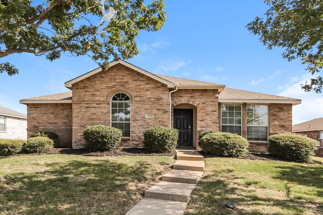 Building Photo - 312 Singleton Dr
