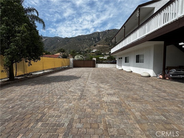 Foto del edificio - 15199 Grand Ave