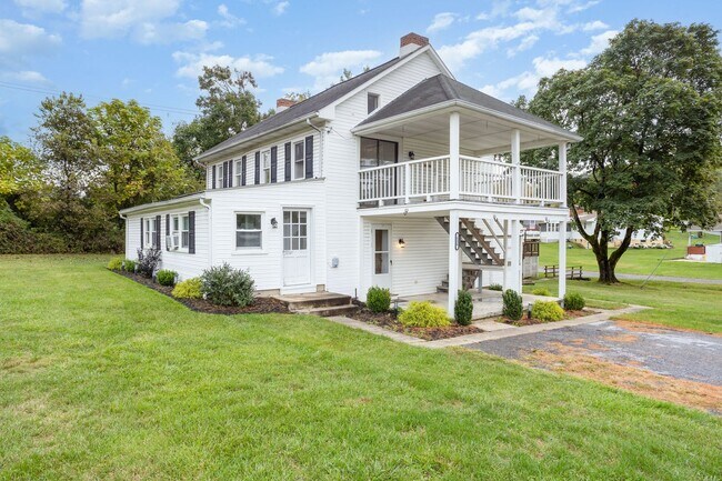 Foto del edificio - 536 Lewisberry Rd