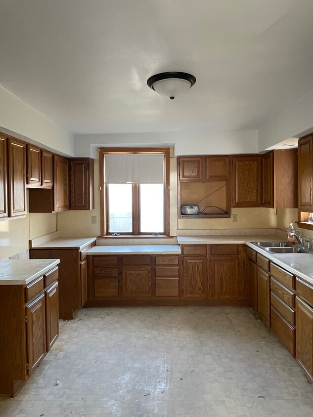 610 Sherman St, Wausau, WI 54401 House Rental in Wausau, WI