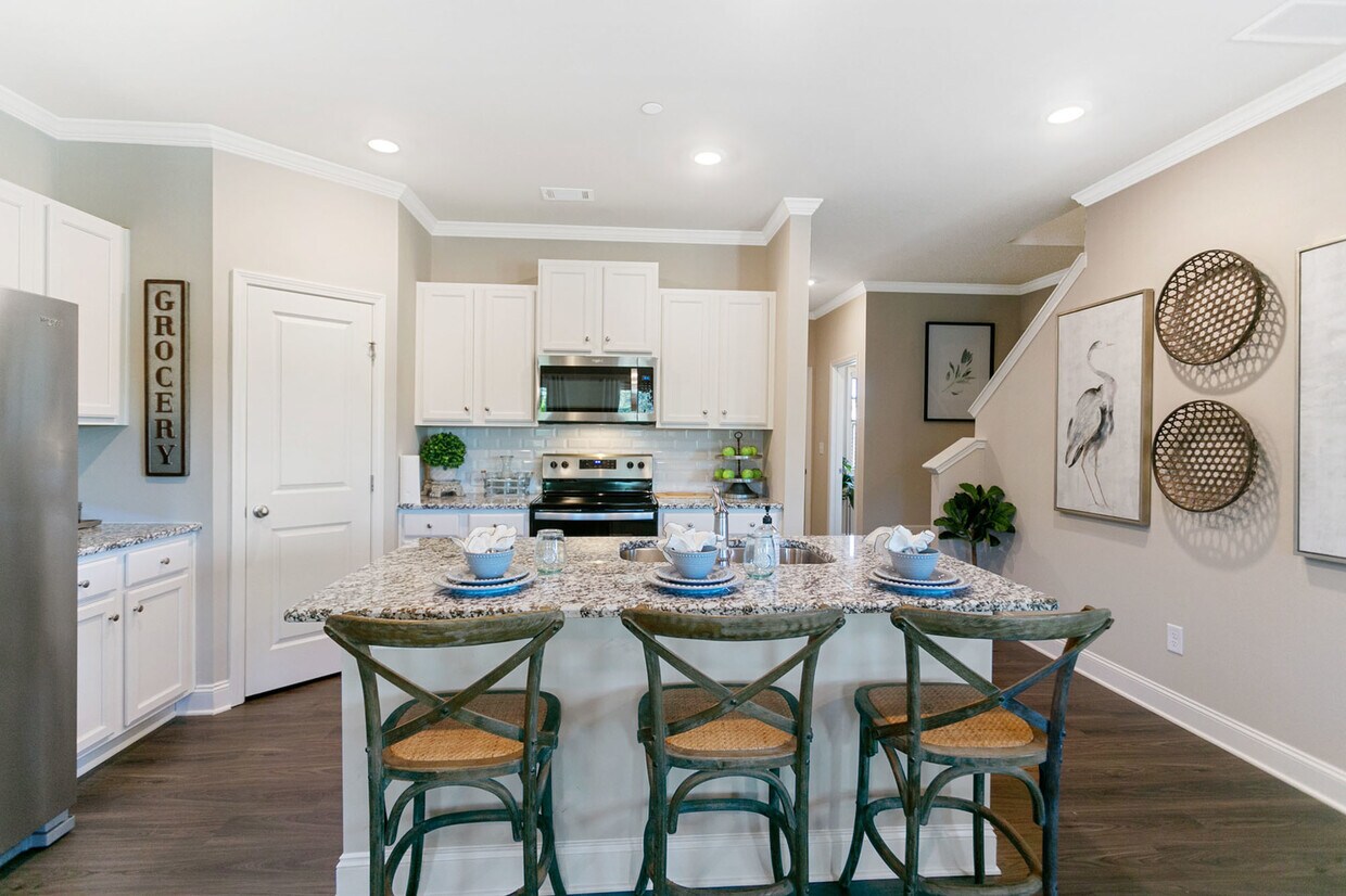 Covey Homes Bluffs Townhomes for Rent Canton, GA