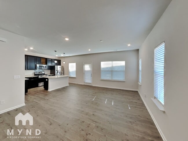 Building Photo - 7008 Jane Parks Way
