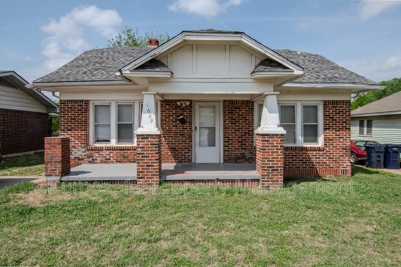 Photo - 1609 Northeast 18th Street