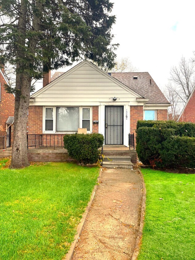 Primary Photo - 15360 Kentfield St