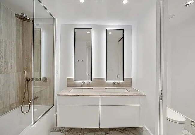 Building Photo - 429 Kent Ave