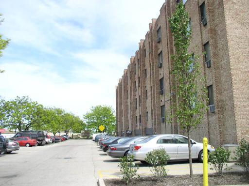 Primary Photo - 5358 N Cumberland Ave