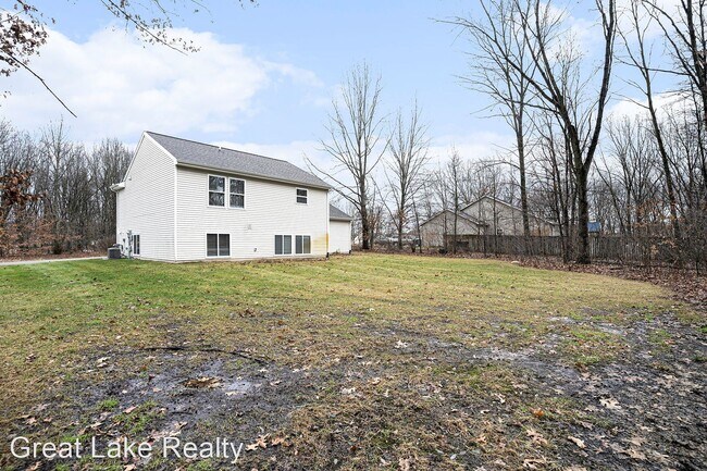Building Photo - 3 br, 2 bath House - 24821 Wren Avenue