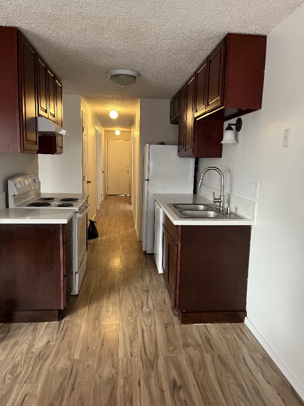 Foto principal - 304 SE 159th Ave