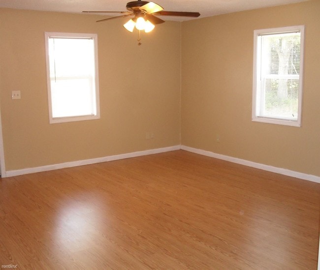 Building Photo - 2 br, 1 bath Apartment - 5308 Apt Dr Apt. 1