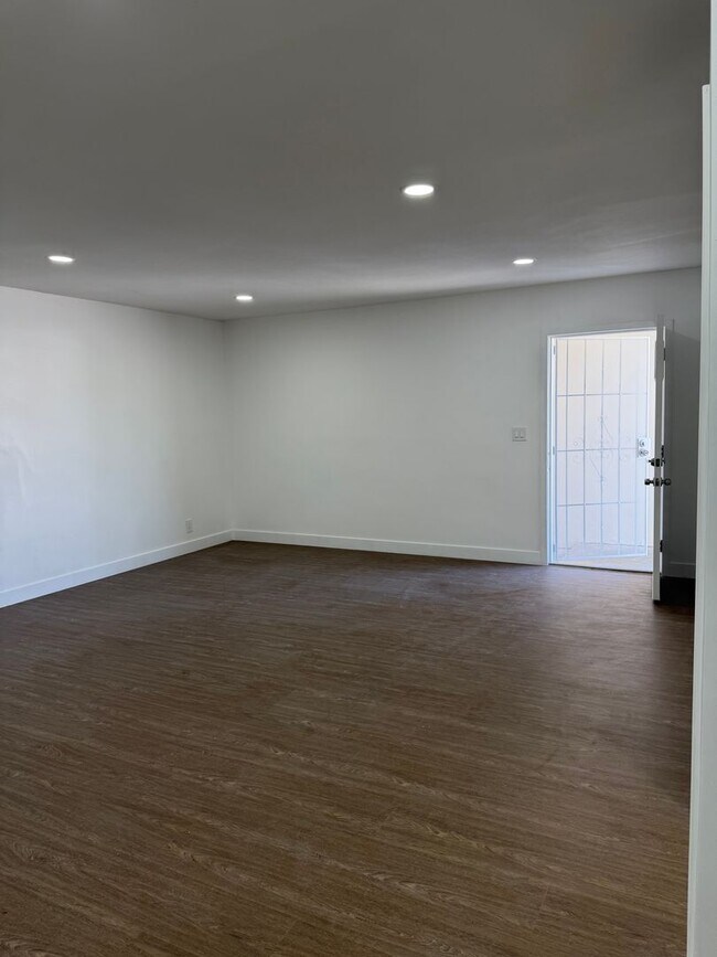 Foto del edificio - Garden Grove Home