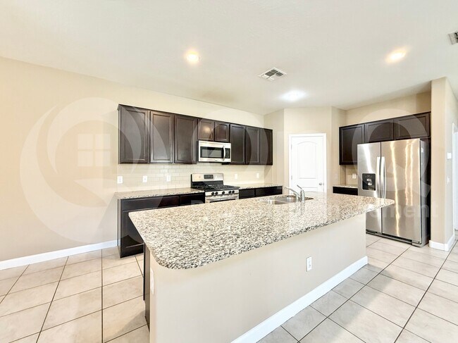 Foto del edificio - 25223 N 107th Dr