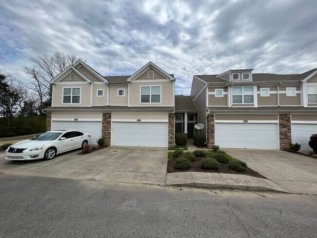 Building Photo - **FULLY FURNISHED** - 2 Bedrooms, 2.5 Bath...