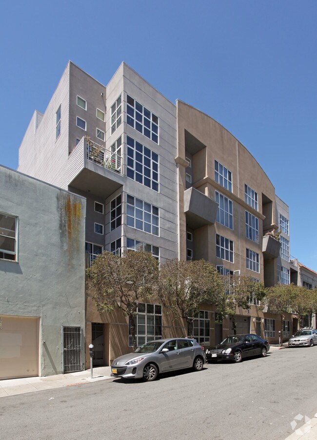 Foto principal - 74 Brady St