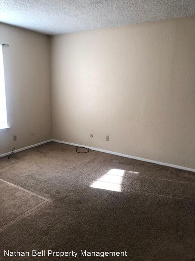 Foto del edificio - 2232 E Price St