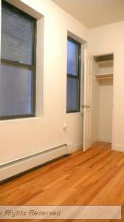 Foto del edificio - 437 W 54th St