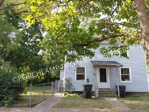 Building Photo - 319 E Forest Ave