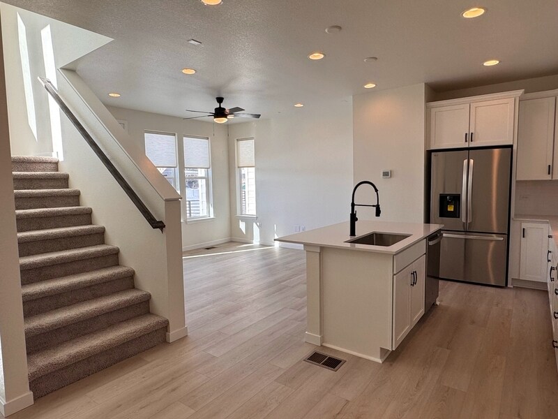 Foto principal - 5246 N Robb St