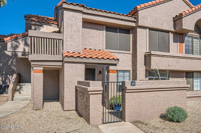 Foto del edificio - 700 E Mesquite Cir