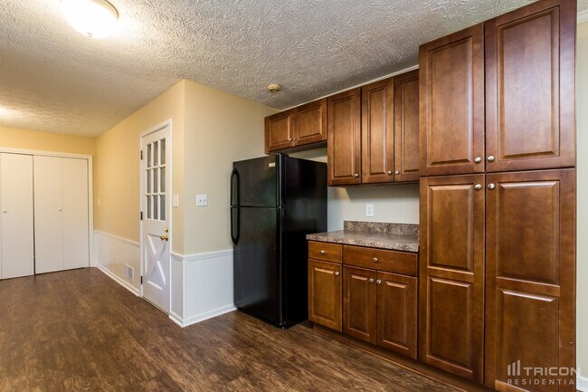 Foto del edificio - 2807 Alamo Pl