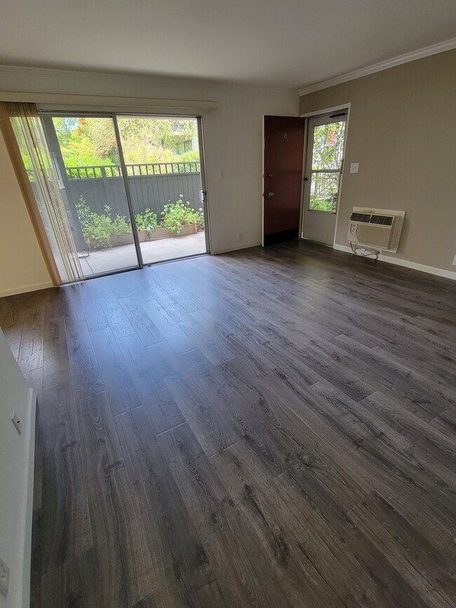 Living Room - 1365 Mt Pisgah Rd