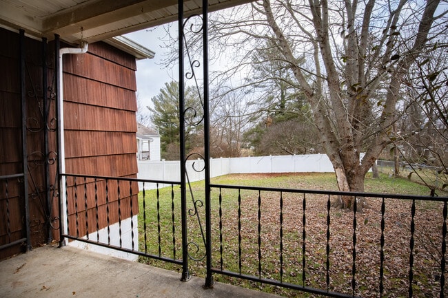 Foto del edificio - 610 Russell St