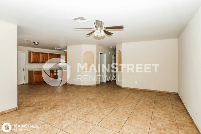 Building Photo - 6748 S 6th Ave, Tucson, AZ 85756