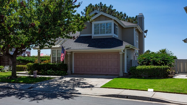 Building Photo - 1165 Wales Dr