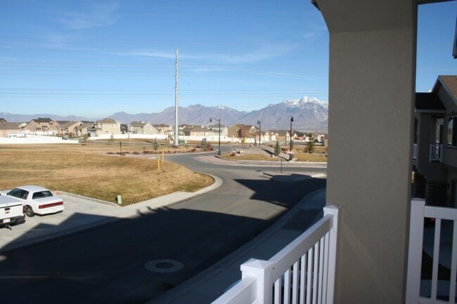 Building Photo - 4719 Wagon Train Dr