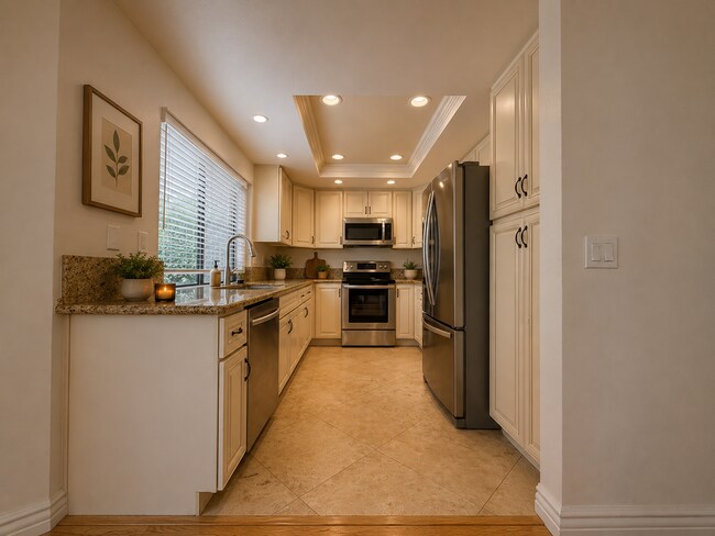 Foto del edificio - Spacious 4 Bedroom House with Large Fenced Yard! Landscaping Included! Two Car Garage!