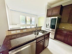 Building Photo - 14535 San Pietro Dr
