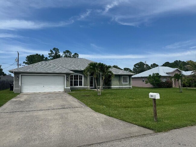 Foto del edificio - 2461 SW Webster Ln