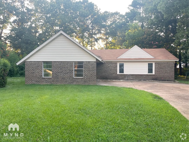 Building Photo - 3859 Hyacinth Dr