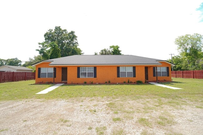 Building Photo - 3178 N Ridge Rd