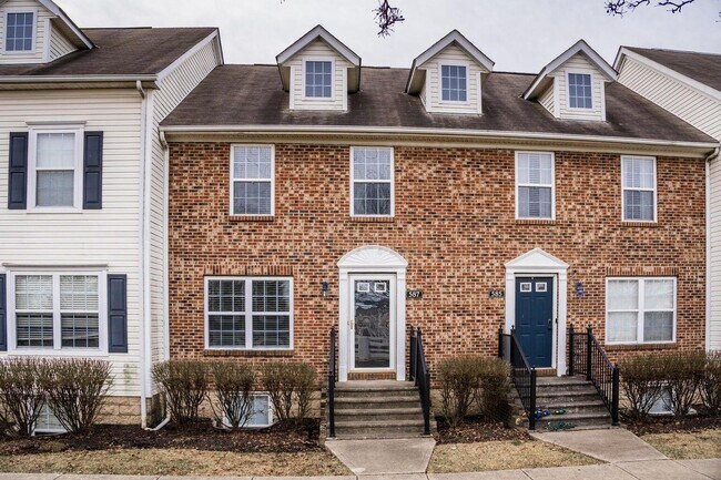 Foto del edificio - 587 Lazelle Rd