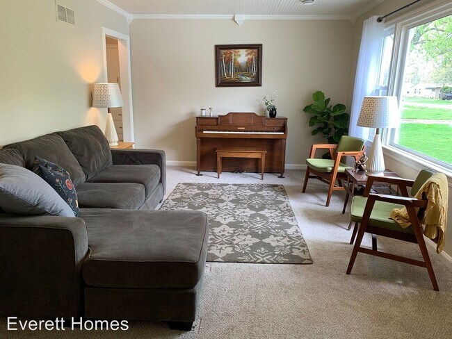 Building Photo - 3 br, 2 bath House - 2059 East Cinderella St