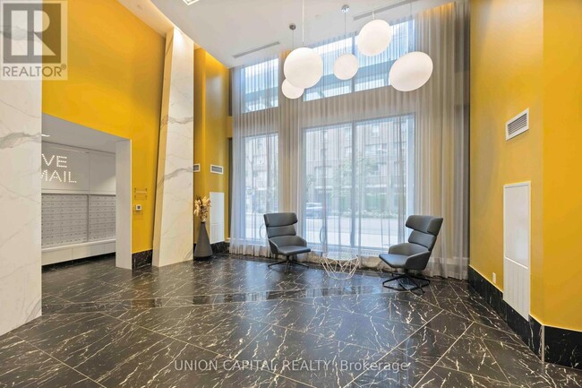 Photo du bâtiment - 121 Lower Sherbourne St