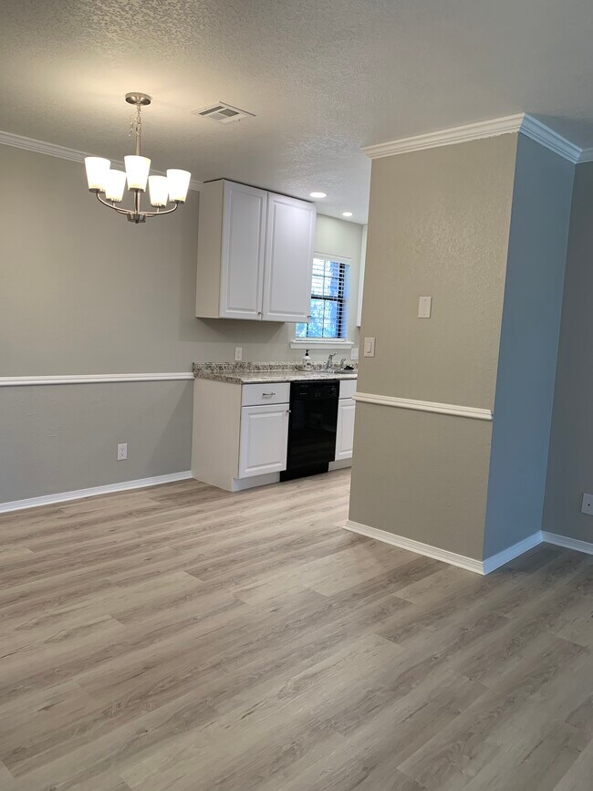 Dining/Kitchen - 251 N Moore Ave