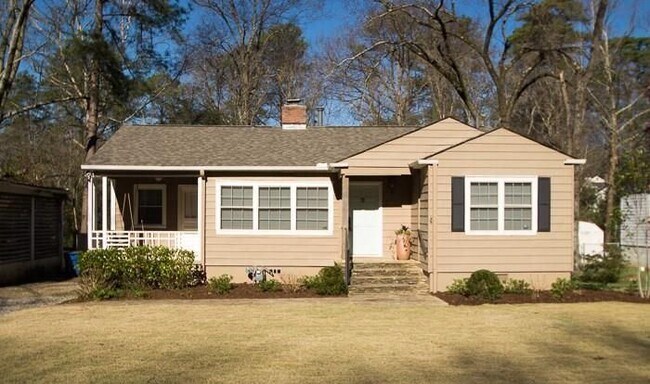 Foto del edificio - 1016 Edgewood Blvd