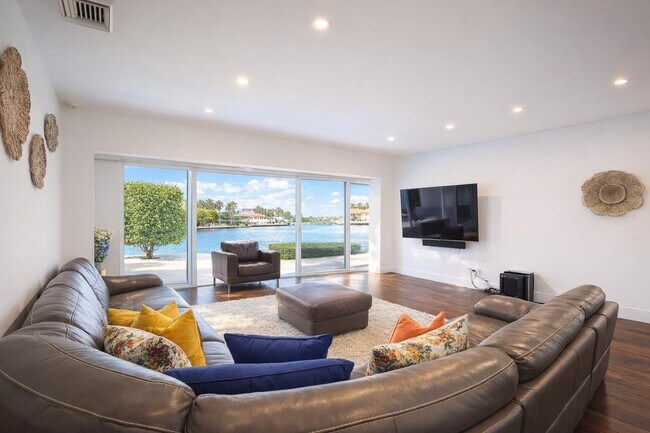 Foto del edificio - 3018 NE 26th St