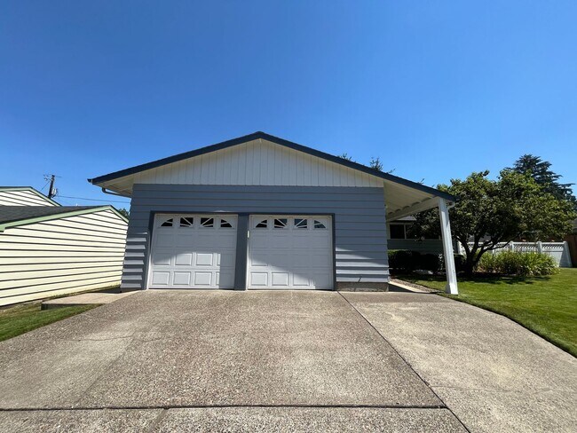 Building Photo - 4Bd/2Ba Home in Denny Whitford neighborhoo...
