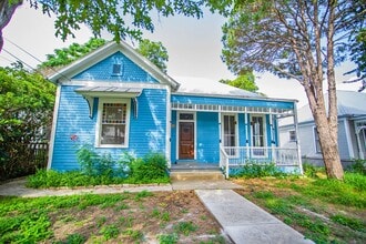 Building Photo - 627 E Guenther St
