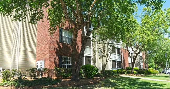 Foto del edificio - Creekside at Matthews Apartments