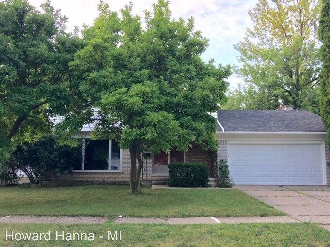 4 br, 3 bath House 2939 Aurora St. House for Rent in Ann Arbor, MI