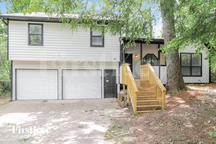 Primary Photo - 3075 Sumit Wood Dr NW