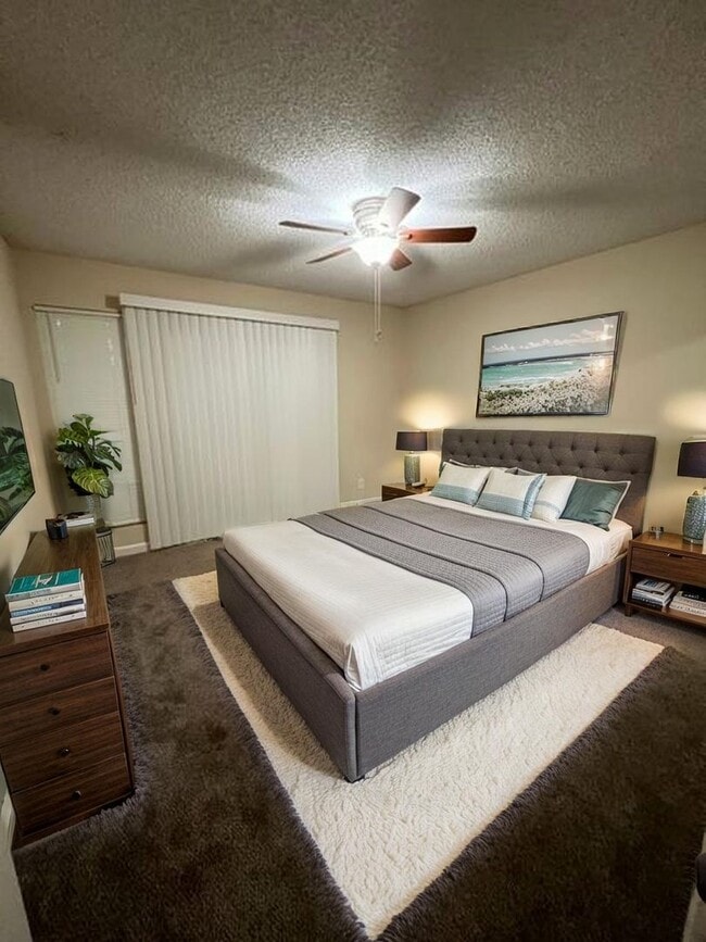 Foto del interior - Riverside Gardens