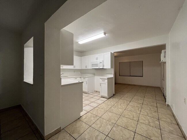 Foto del edificio - 6543 SW 28th St