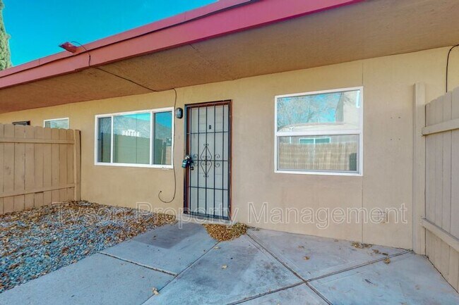 Building Photo - 1229 Chelwood Park Blvd NE