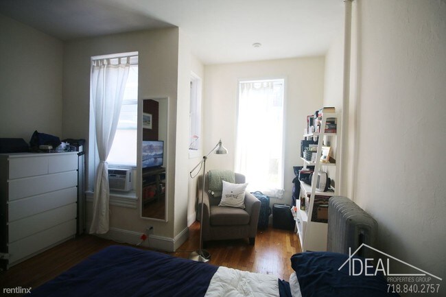 Foto del edificio - 26 Middagh St