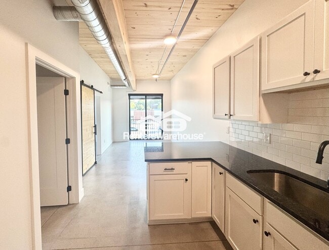 Foto del edificio - 2701 Ingersoll Ave