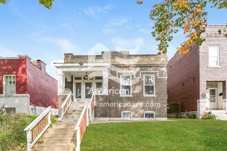 Building Photo - 3449 Alberta St